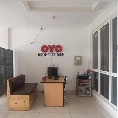 Oyo 3049 Scientia Dormitory Syariah Tangerang Zewnętrze zdjęcie