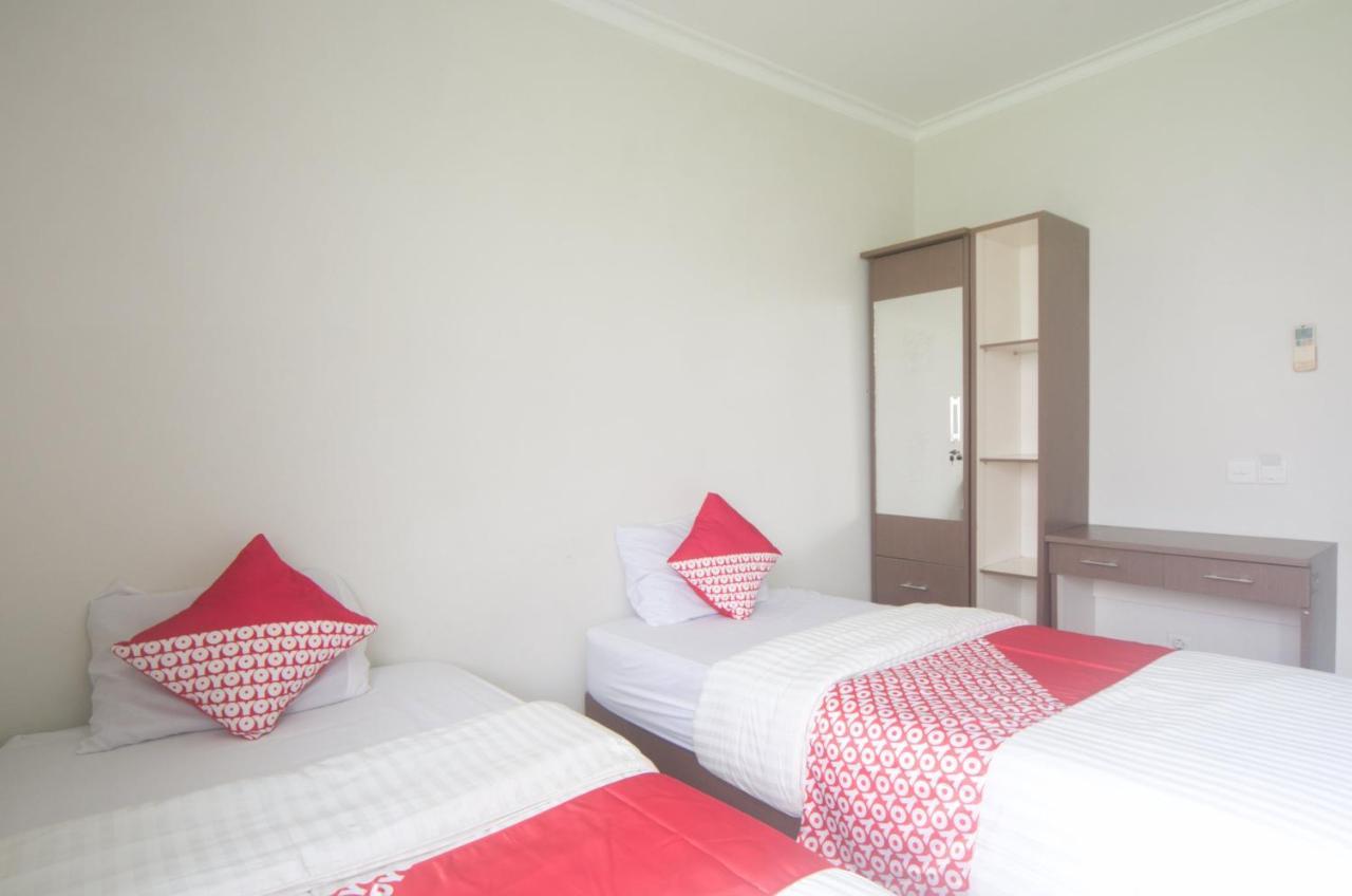 Oyo 3049 Scientia Dormitory Syariah Tangerang Zewnętrze zdjęcie